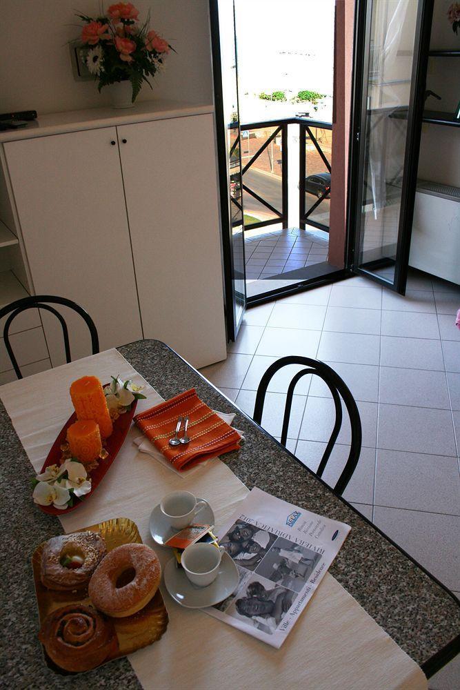 Residenza Sol Holiday Rimini Ngoại thất bức ảnh